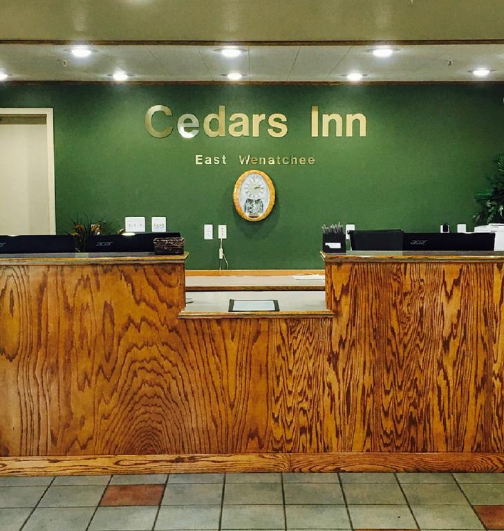 וונאטצ'י Cedars Inn מראה חיצוני תמונה
